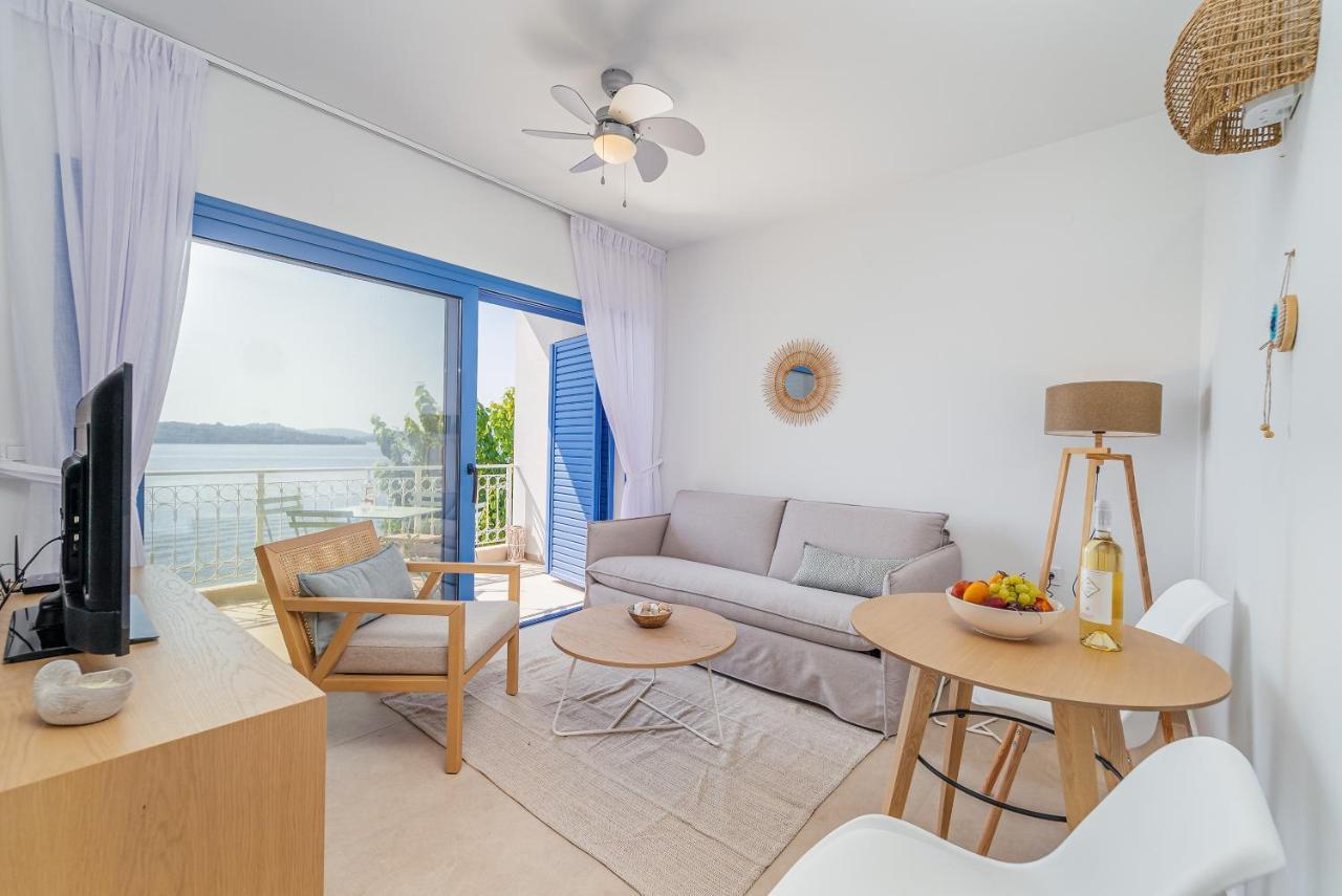 Greek Beach House Complex A4 니드리 외부 사진